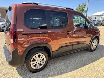 Used Peugeot Rifter 2019 for sale - 79098452: Photo