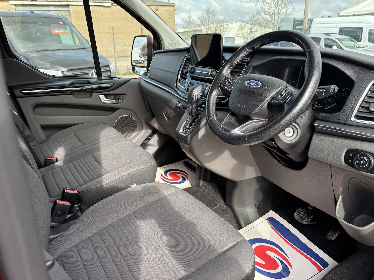 Used Ford Tourneo Custom 2020 for sale - 78112160: Photo 15