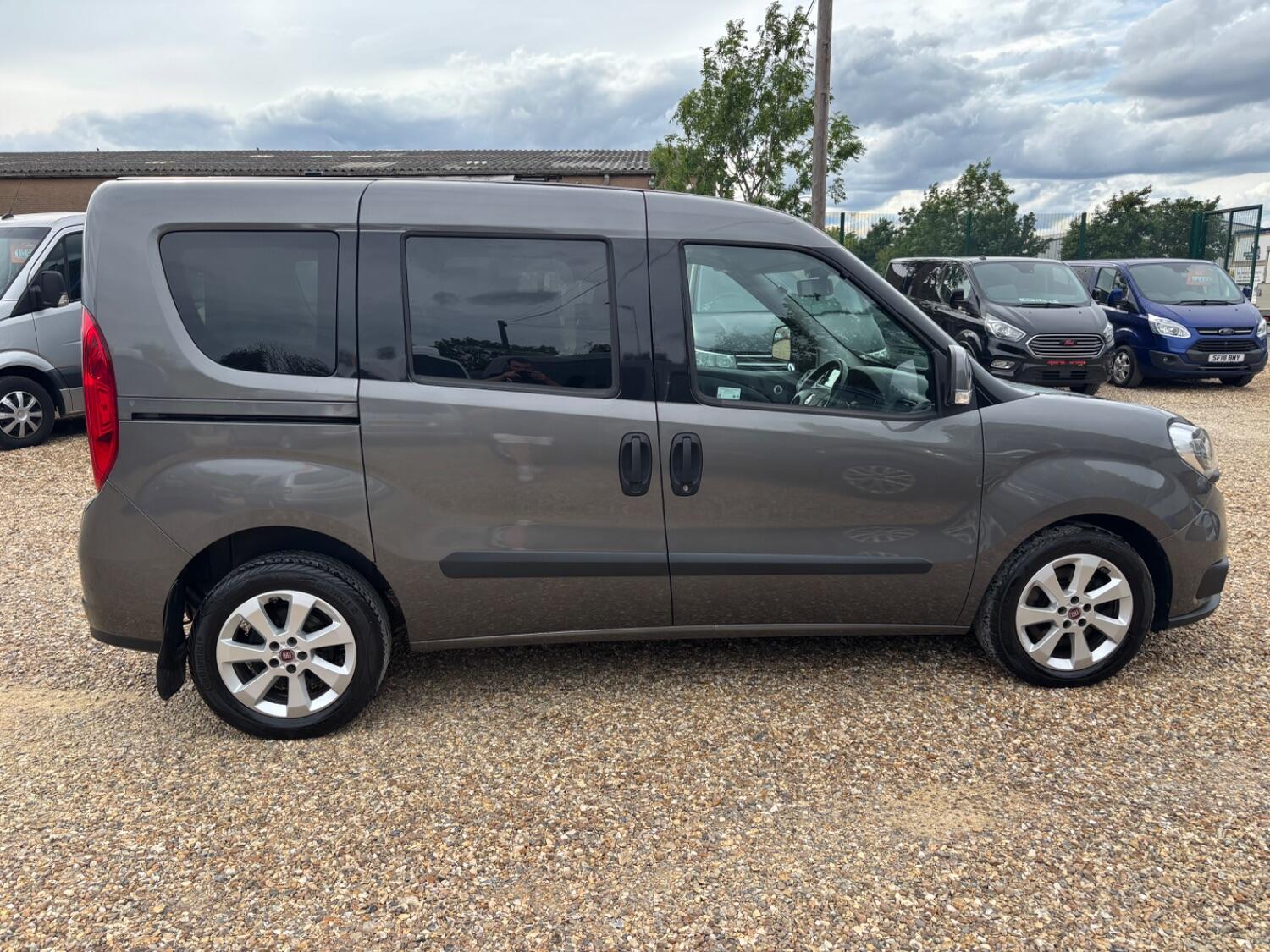 Used Fiat Doblo 2018 for sale - 77314133: Photo 3