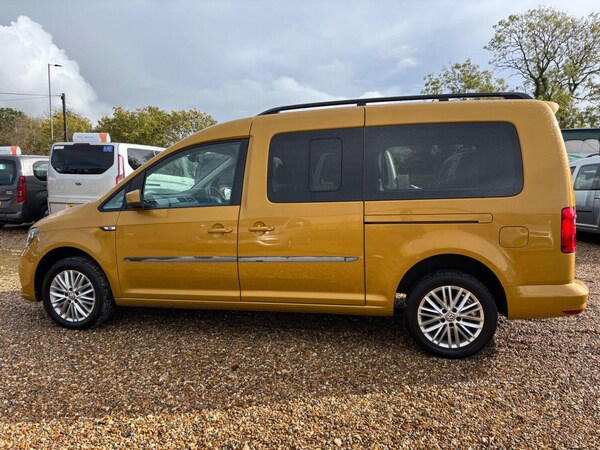 Used Volkswagen Caddy Maxi Life 2018 for sale - 76324834: Photo 5