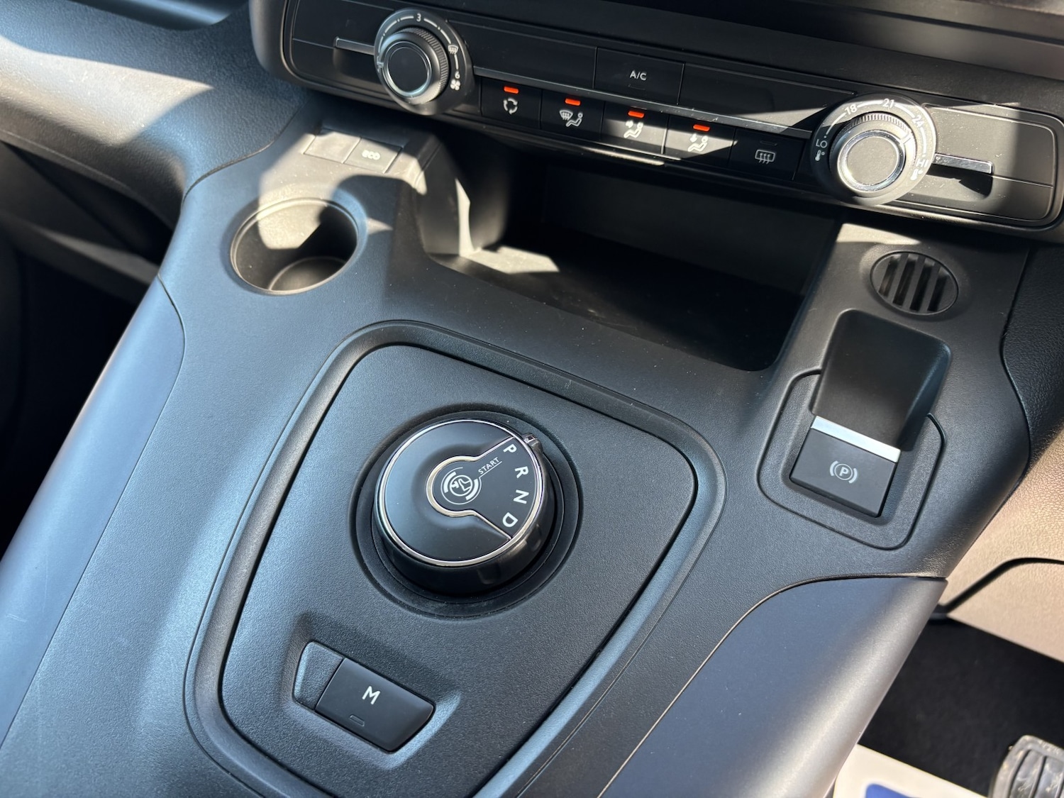 Used Peugeot Rifter 2019 for sale - 78077888: Photo 17