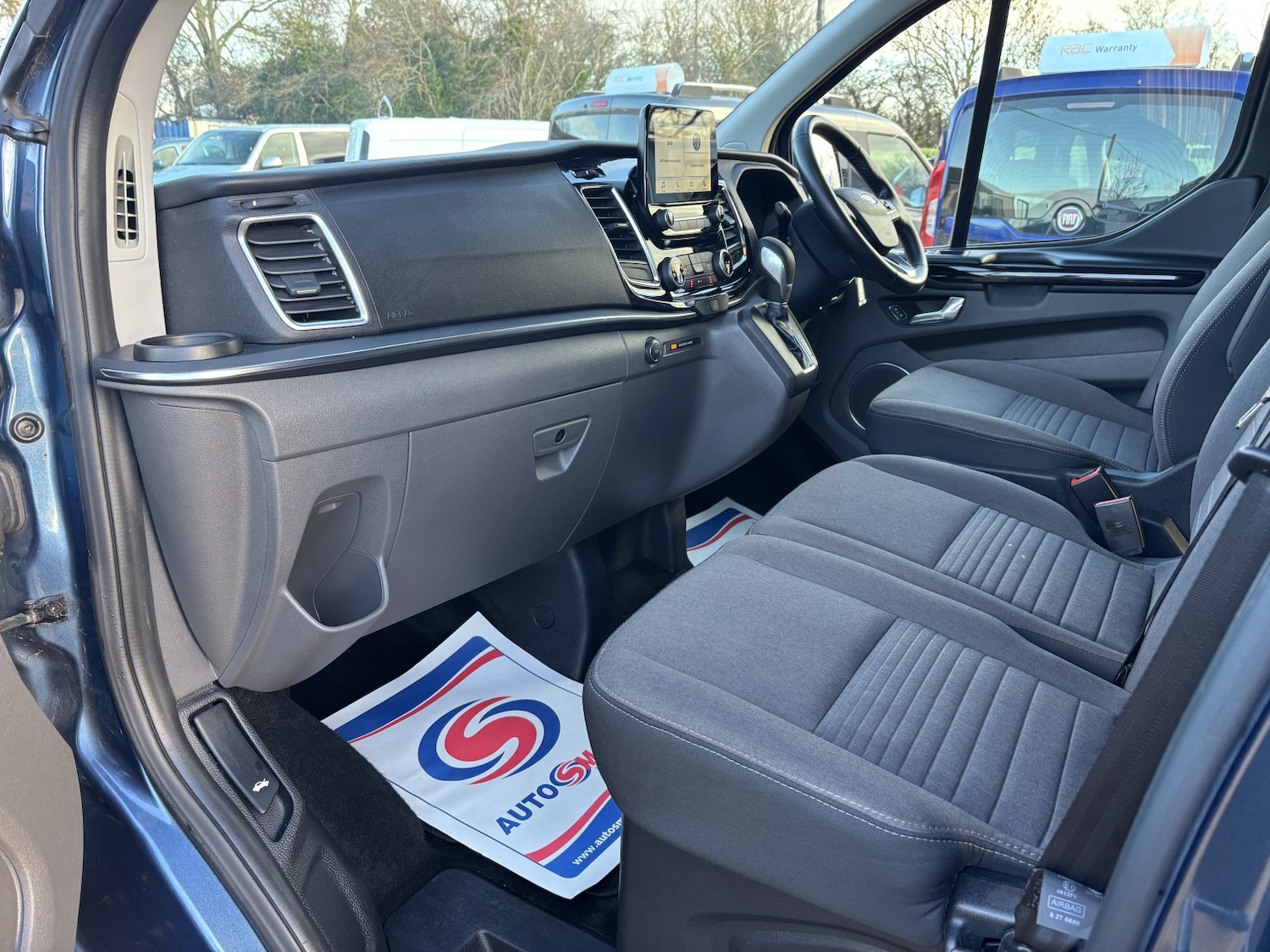 Used Ford Tourneo Custom 2018 for sale - 76718428: Photo 11