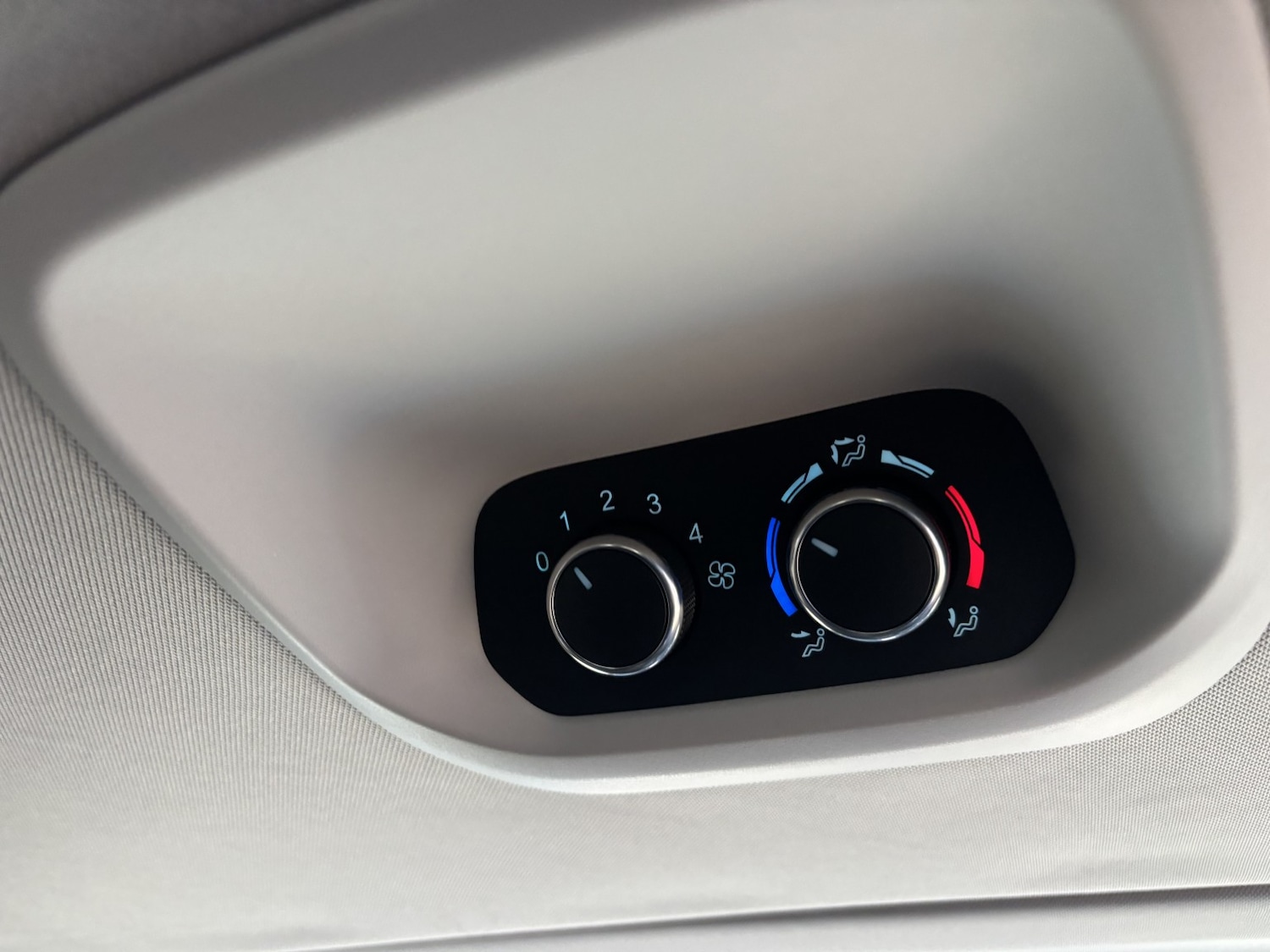 Used Ford Tourneo Custom 2018 for sale - 76718428: Photo 15