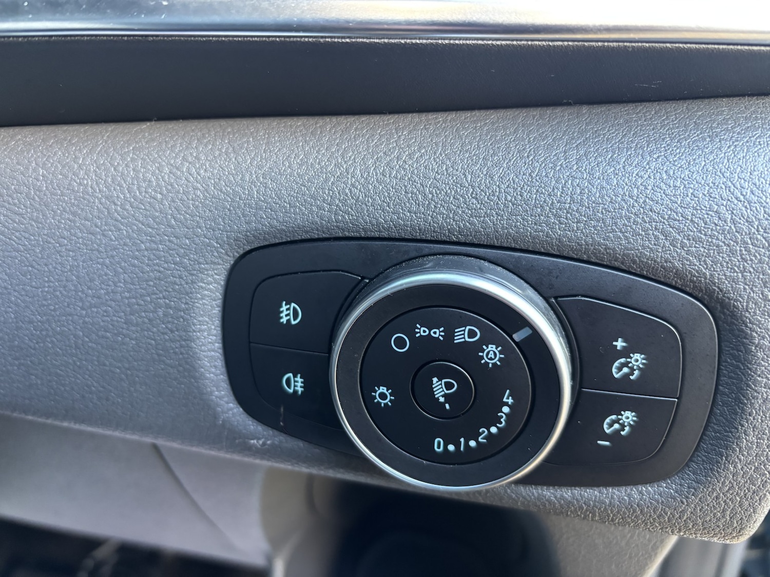 Used Ford Tourneo Custom 2018 for sale - 76718428: Photo 21