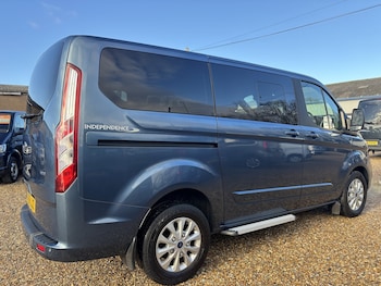 Used Ford Tourneo Custom 2018 for sale - 76718428: Photo