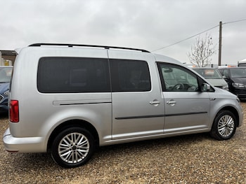 Used Volkswagen Caddy Maxi Life 2016 for sale - 77465729: Photo