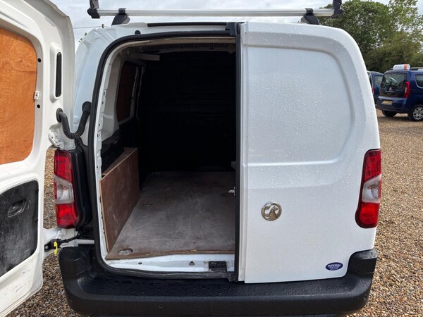 Used Vauxhall Combo 2021 for sale - 74872065: Photo 9
