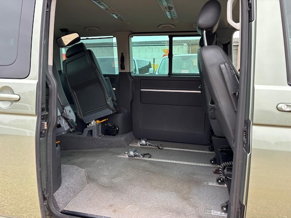 Used Volkswagen Caravelle 2011 for sale - 76246163: Photo 11