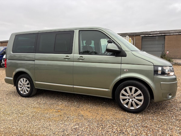 Used Volkswagen Caravelle 2011 for sale - 76246163: Photo 2