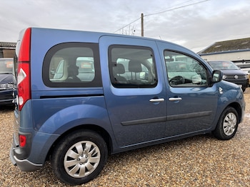 Used Renault Kangoo 2011 for sale - 76884800: Photo