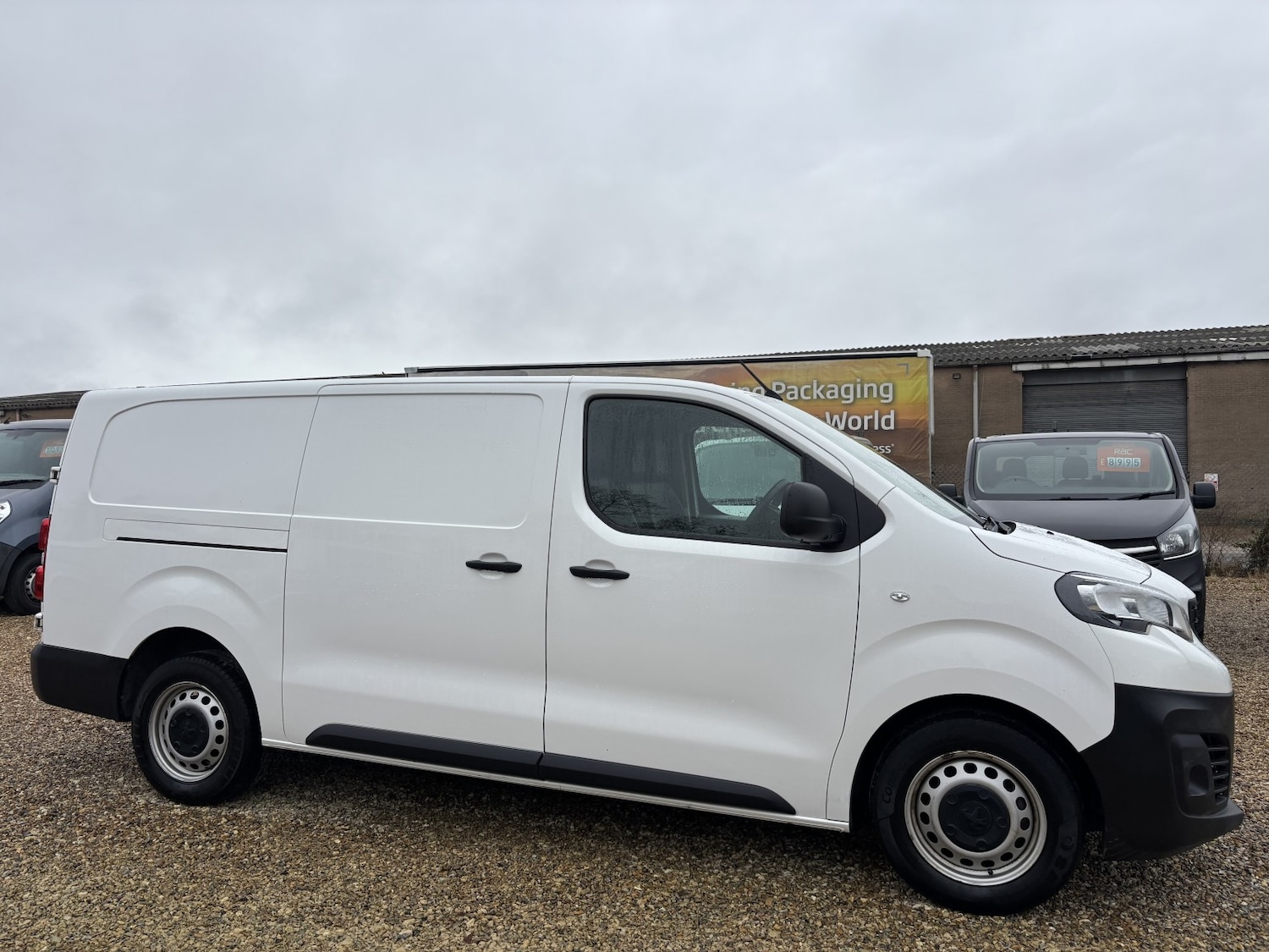 Used Peugeot Expert 2022 for sale - 76525722: Photo 2