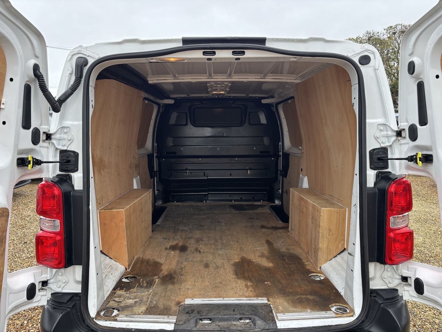 Used Peugeot Expert 2022 for sale - 76525722: Photo 8