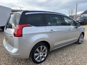 Used Peugeot 5008 2015 for sale - 78266923: Photo