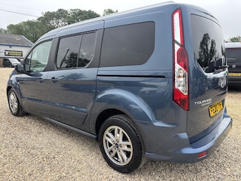 Used Ford Grand Tourneo Connect 2020 for sale - 78925948: Photo