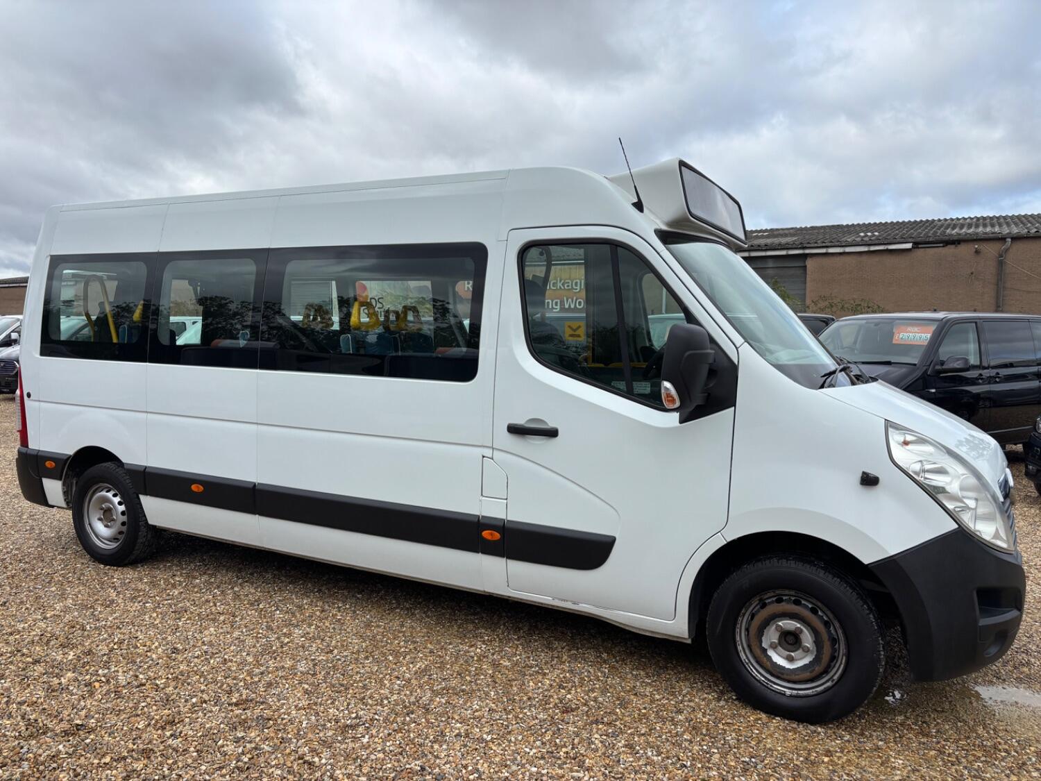 Used Vauxhall Movano 2017 for sale - 77313924: Photo 2