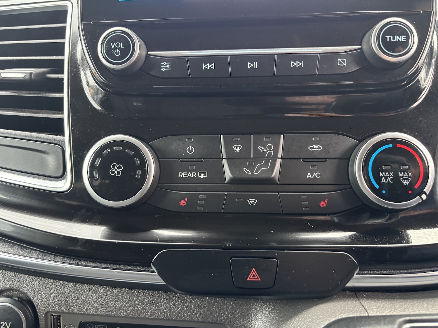 Used Ford Tourneo Custom 2018 for sale - 77303698: Photo 16