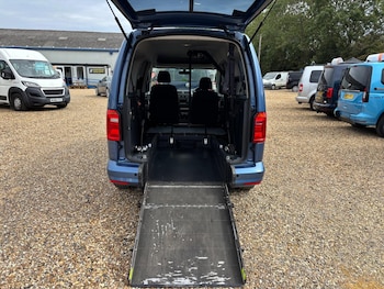 Used Volkswagen Caddy Maxi Life 2016 for sale - 75453454: Photo