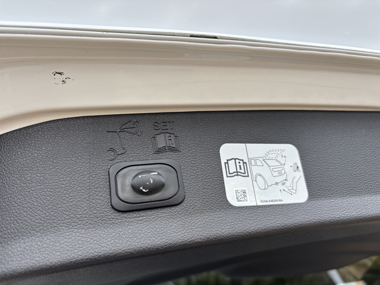 Used Ford Kuga 2018 for sale - 76525741: Photo 9