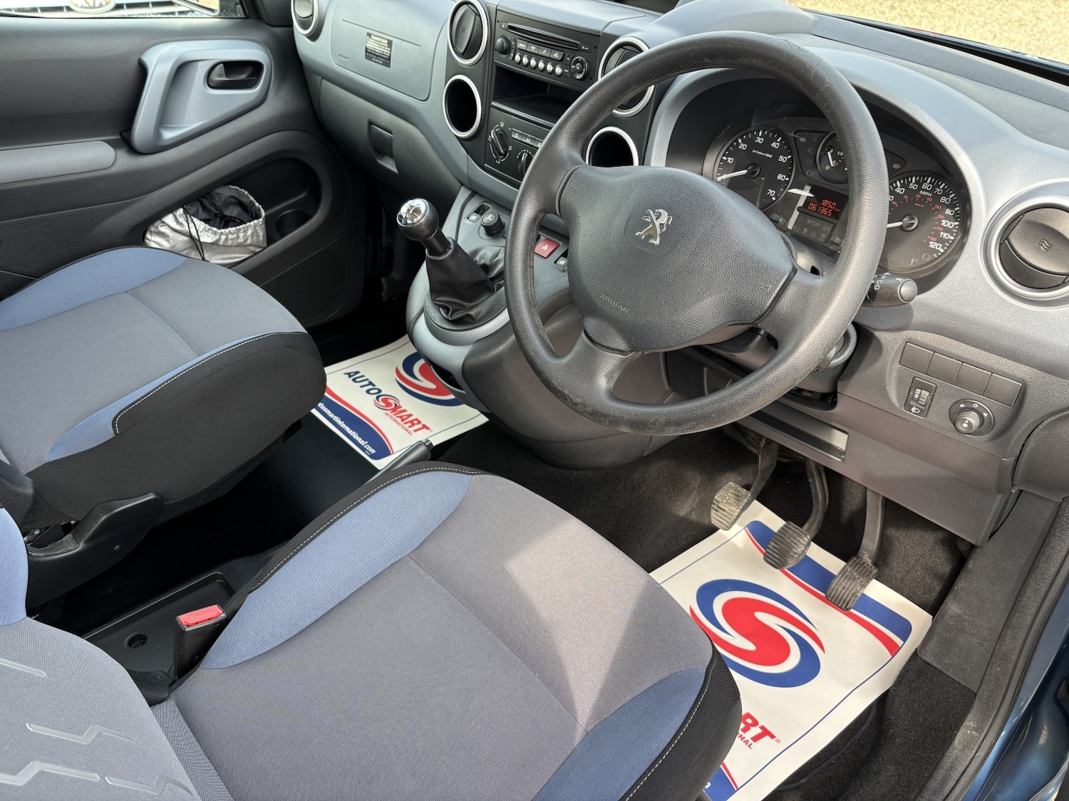 Used Peugeot Partner Tepee 2012 for sale - 78011309: Photo 17