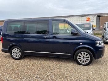 Used Volkswagen Caravelle 2011 for sale - 75453467: Photo