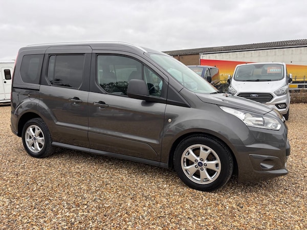 Used Ford Tourneo Connect 2016 for sale - 76246165: Photo 2