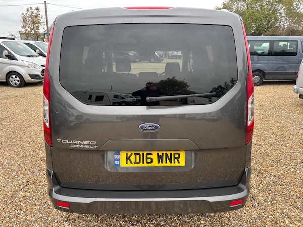 Used Ford Tourneo Connect 2016 for sale - 76246165: Photo 4