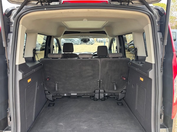 Used Ford Tourneo Connect 2016 for sale - 76246165: Photo 8