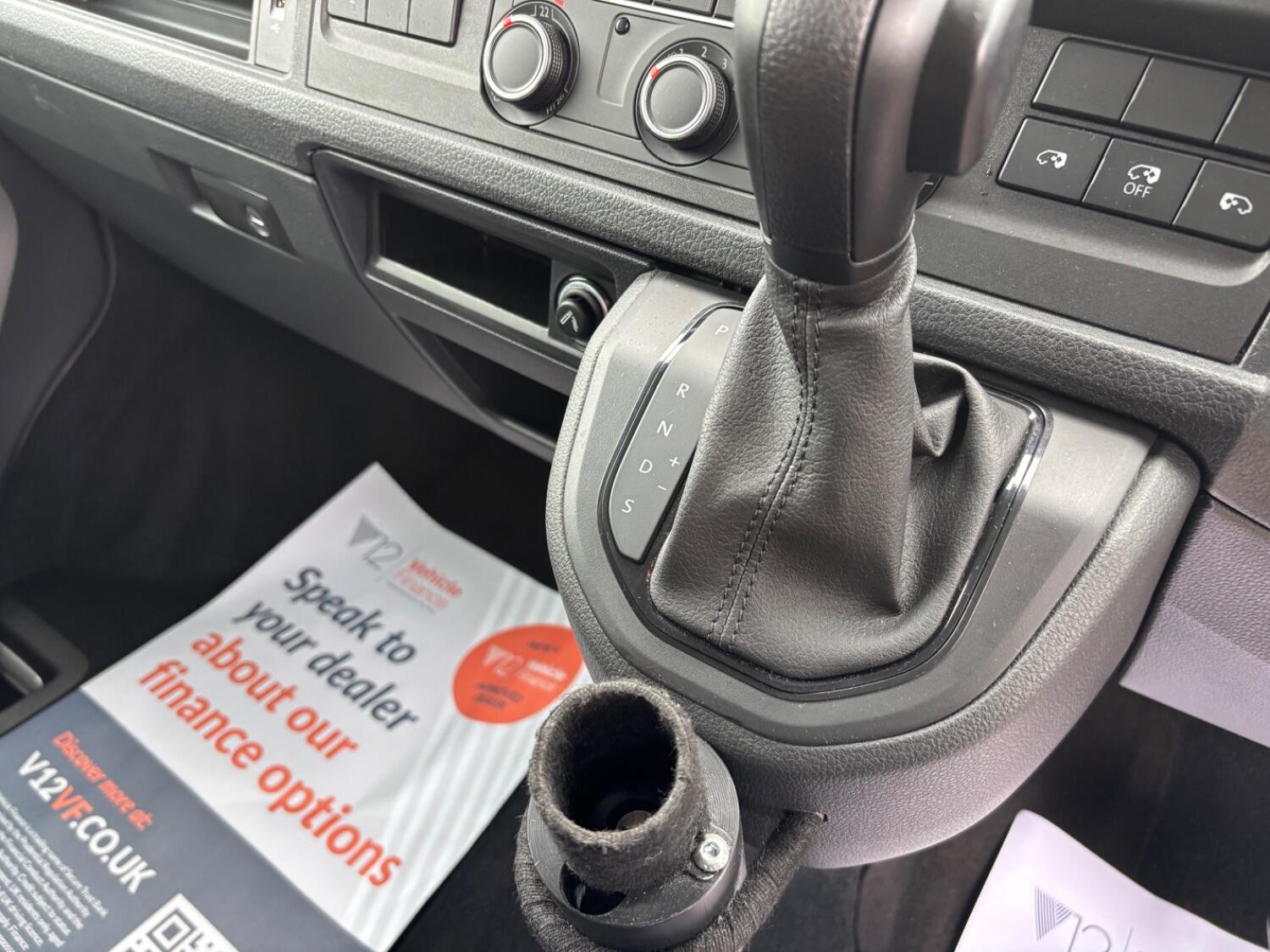 Used Volkswagen Transporter Shuttle 2020 for sale - 77314077: Photo 19