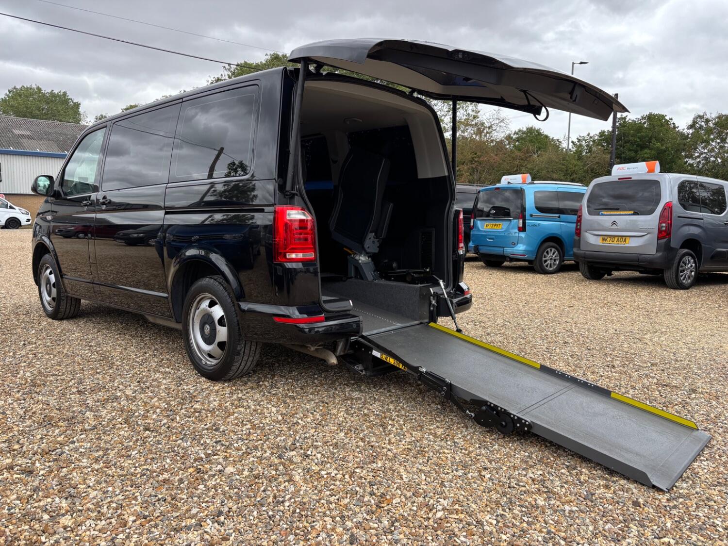 Used Volkswagen Transporter Shuttle 2020 for sale - 77314077: Photo 7