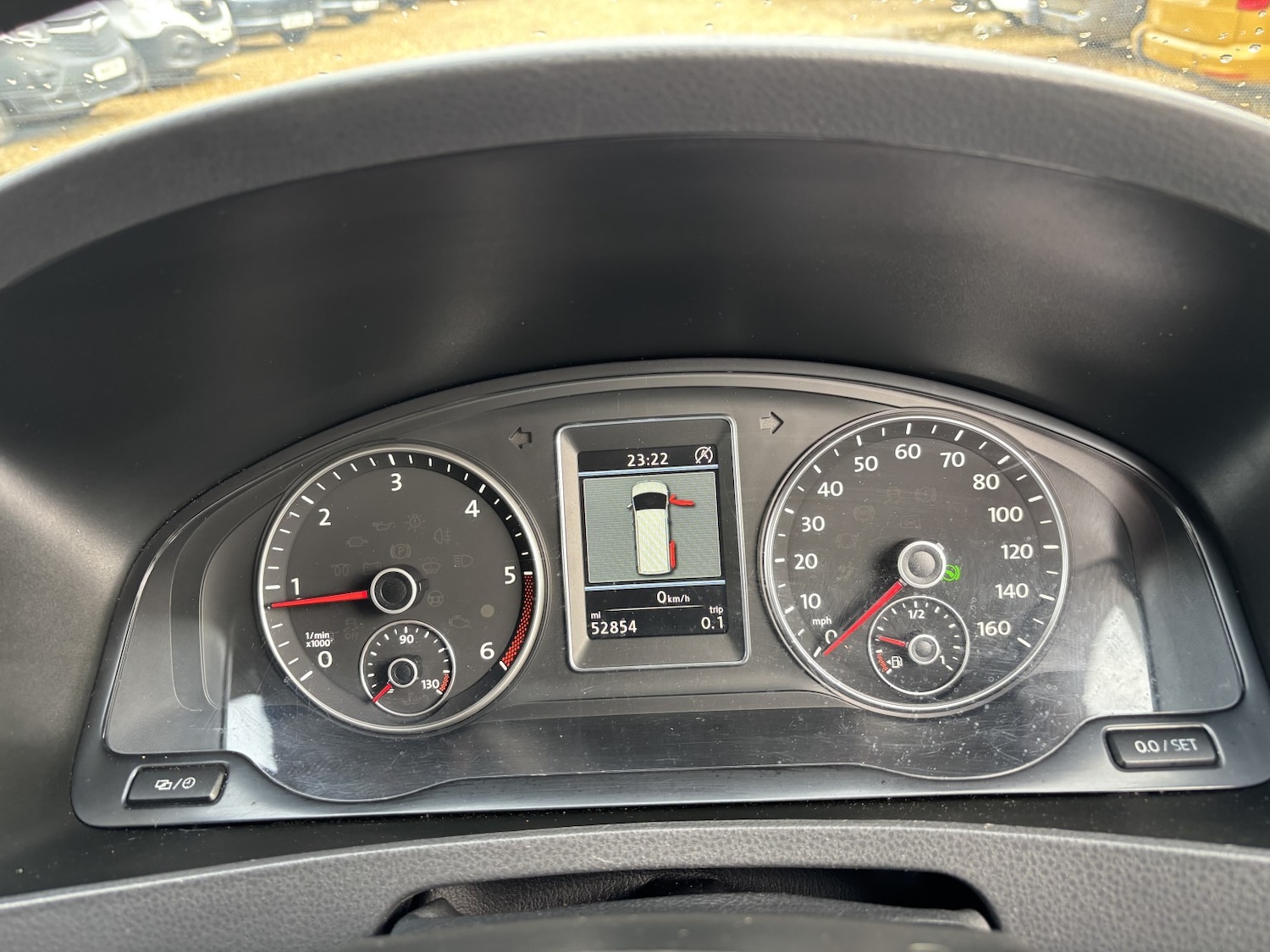 Used Volkswagen Caravelle 2014 for sale - 76525711: Photo 15