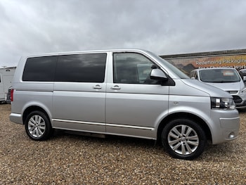 Used Volkswagen Caravelle 2014 for sale - 76525711: Photo