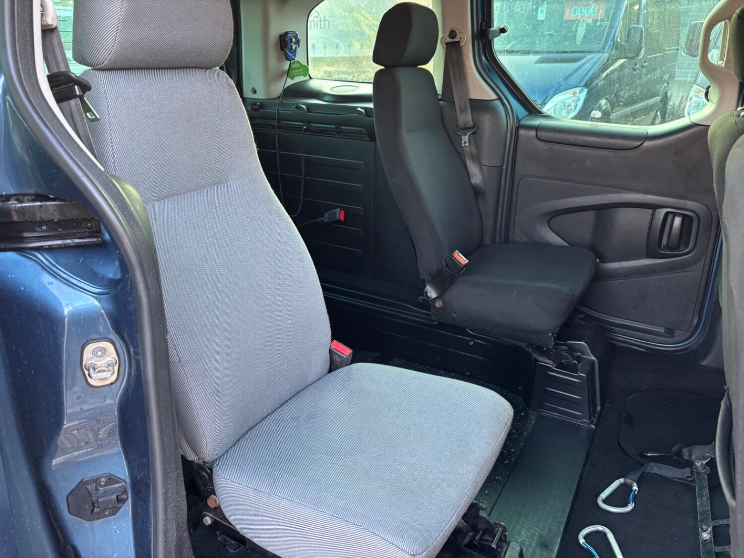 Used Peugeot Partner 2017 for sale - 76793562: Photo 13