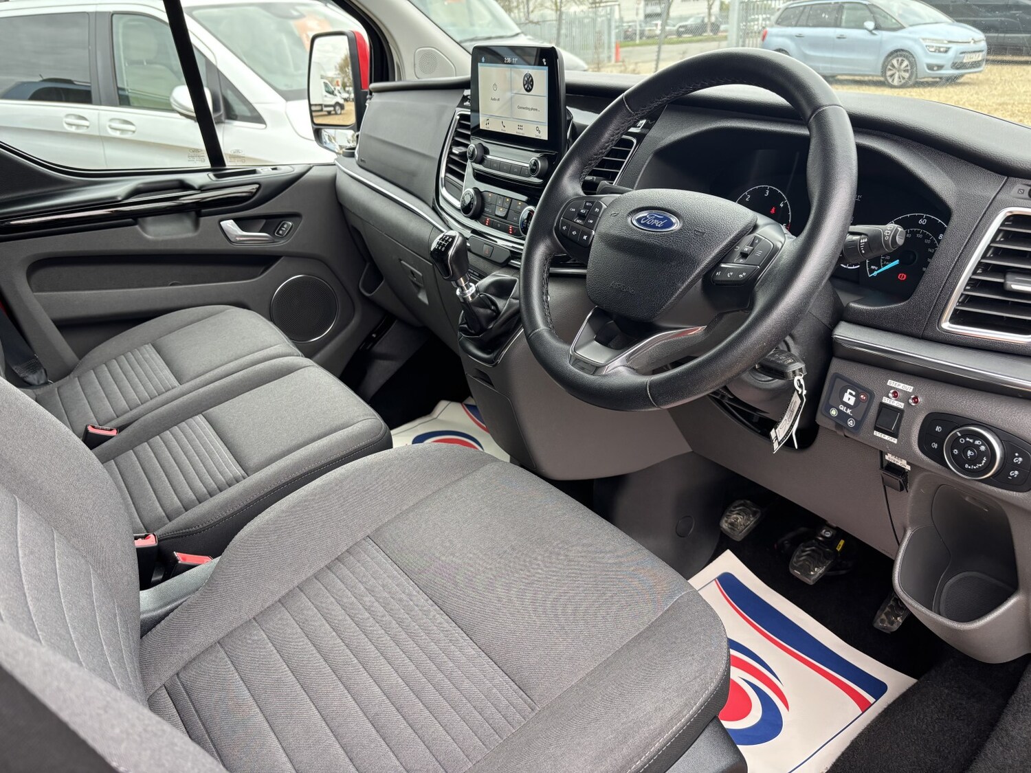 Used Ford Tourneo Custom 2019 for sale - 78105938: Photo 17