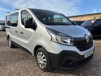 Used Renault Trafic 2018 for sale - 76407615: Photo