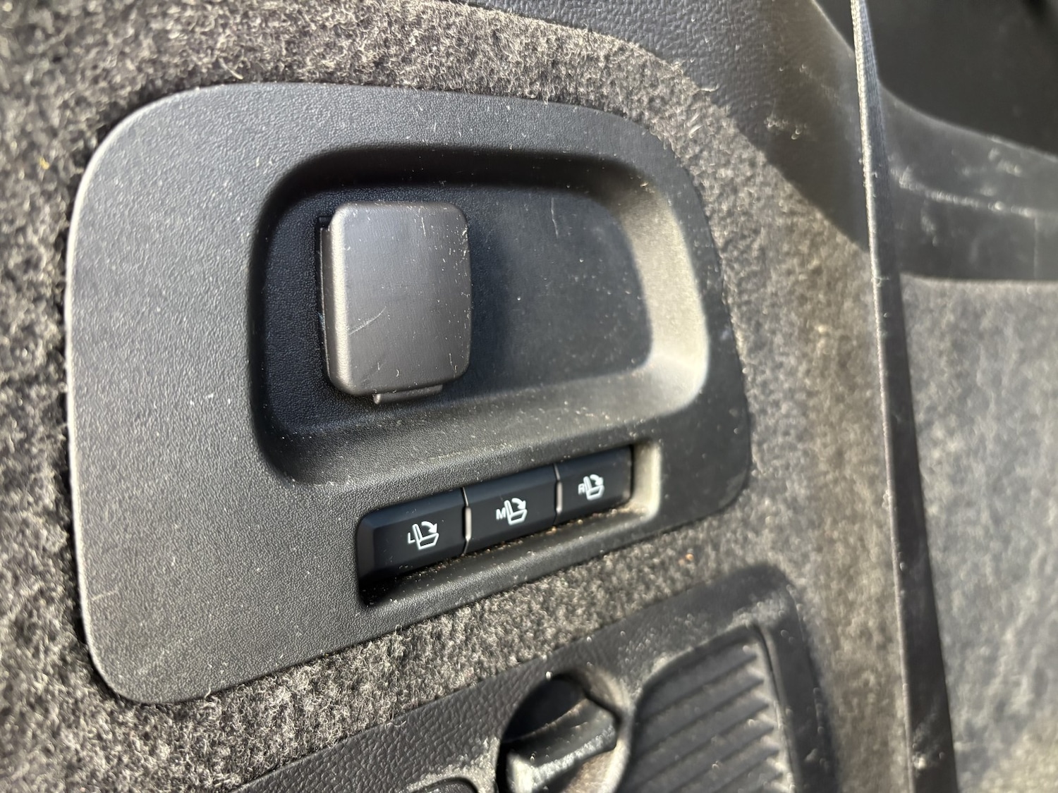 Used Ssangyong Rexton 2014 for sale - 76982810: Photo 7