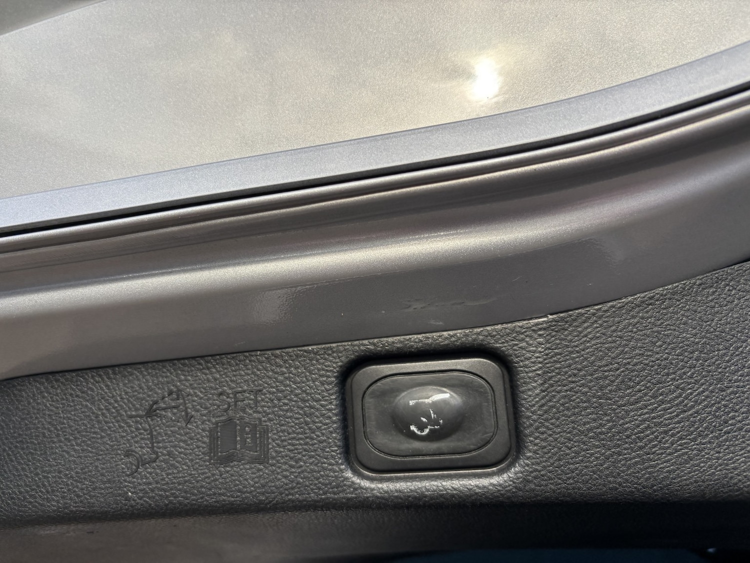 Used Ssangyong Rexton 2014 for sale - 76982810: Photo 8