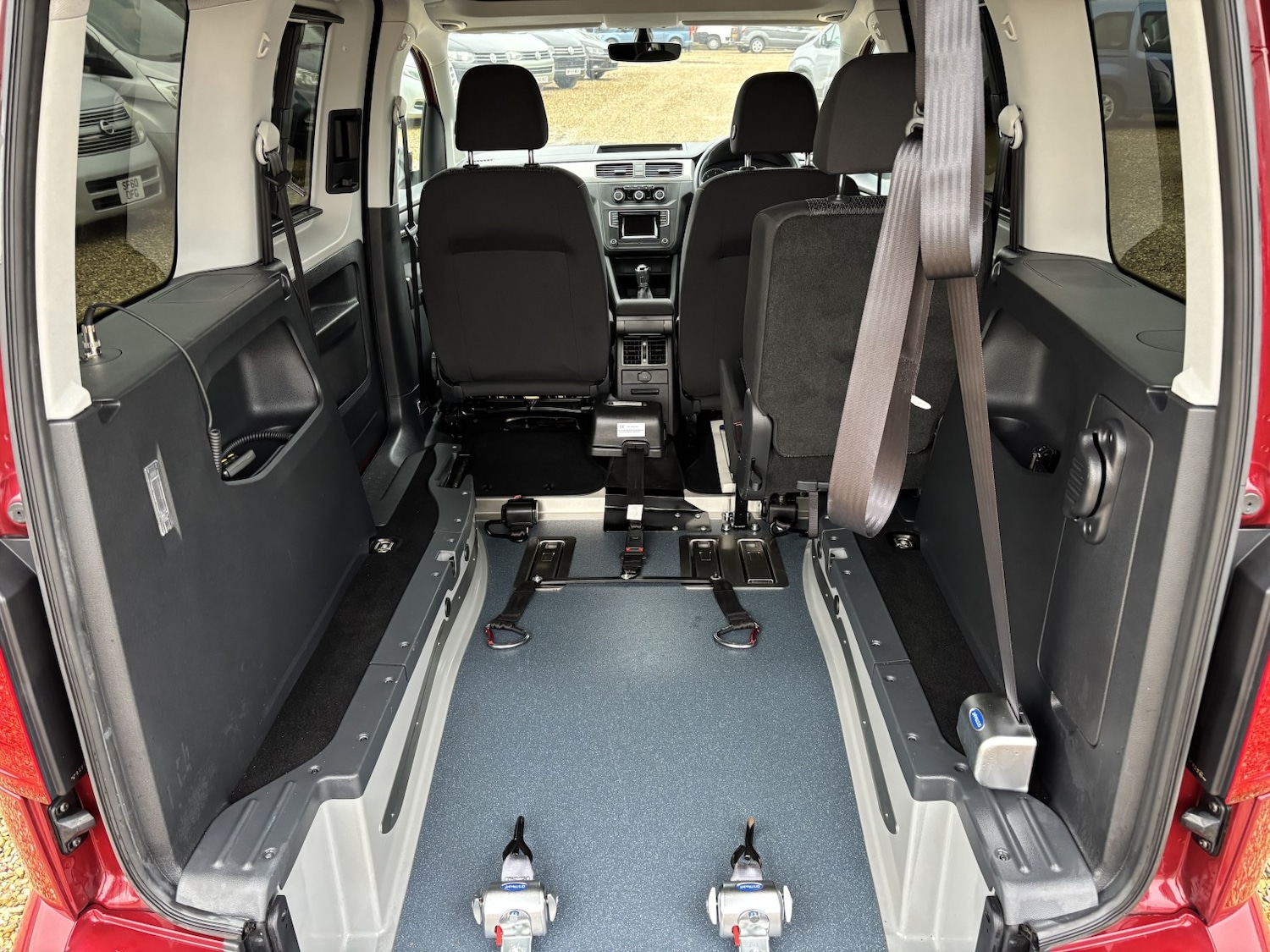 Used Volkswagen Caddy Life 2020 for sale - 77465779: Photo 12