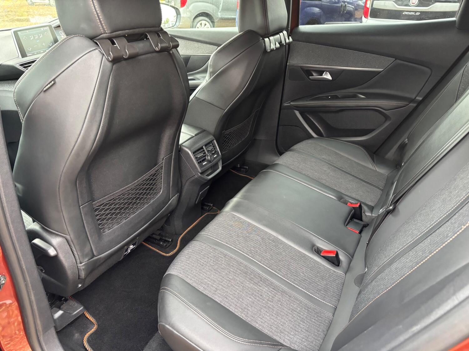 Used Peugeot 3008 2018 for sale - 76363083: Photo 10