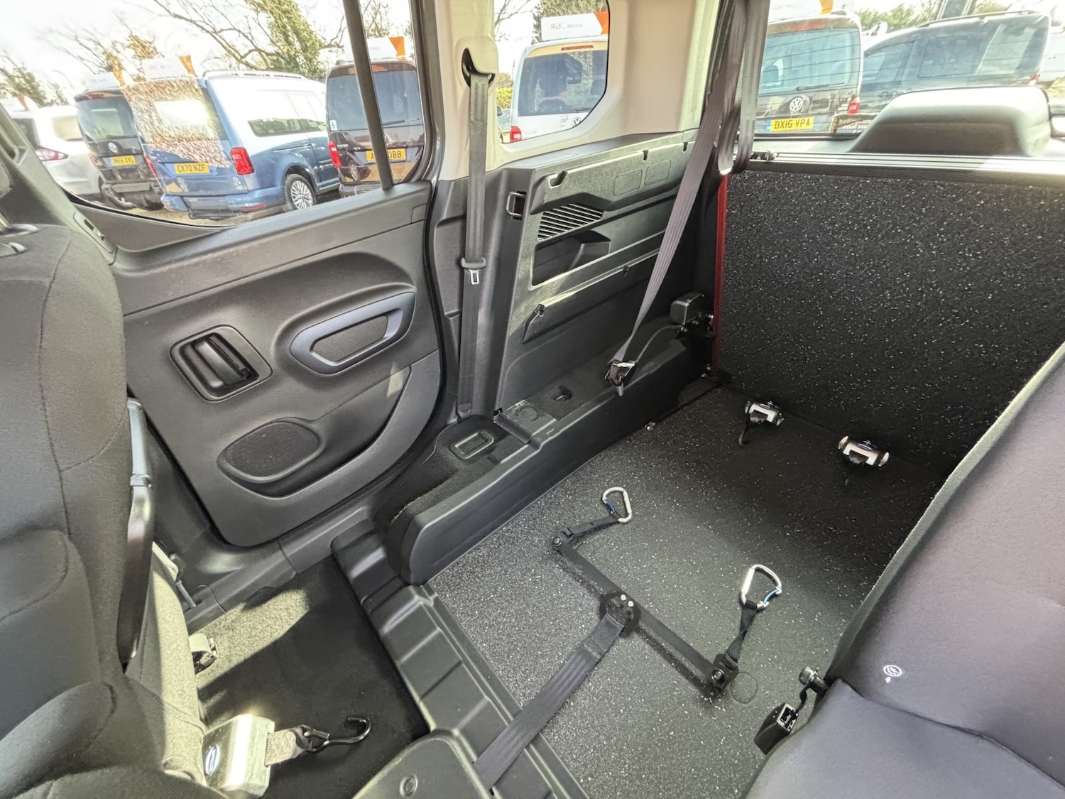 Used Peugeot Rifter 2020 for sale - 77687704: Photo 13