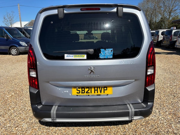 Used Peugeot Rifter 2021 for sale - 74133175: Photo 4
