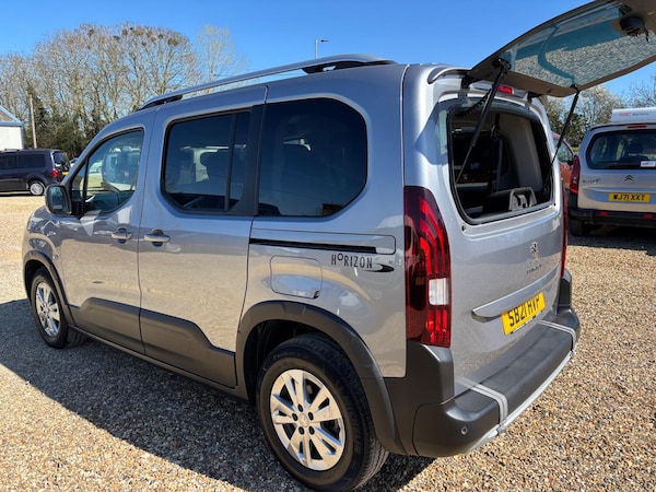 Used Peugeot Rifter 2021 for sale - 74133175: Photo 9
