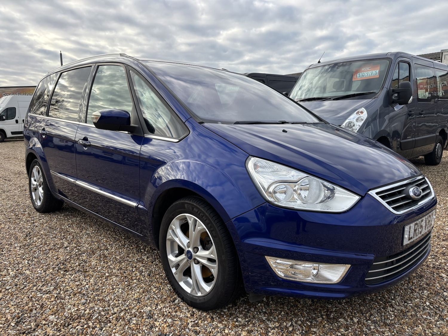 Used Ford Galaxy 2015 for sale - 76656143: Photo 1