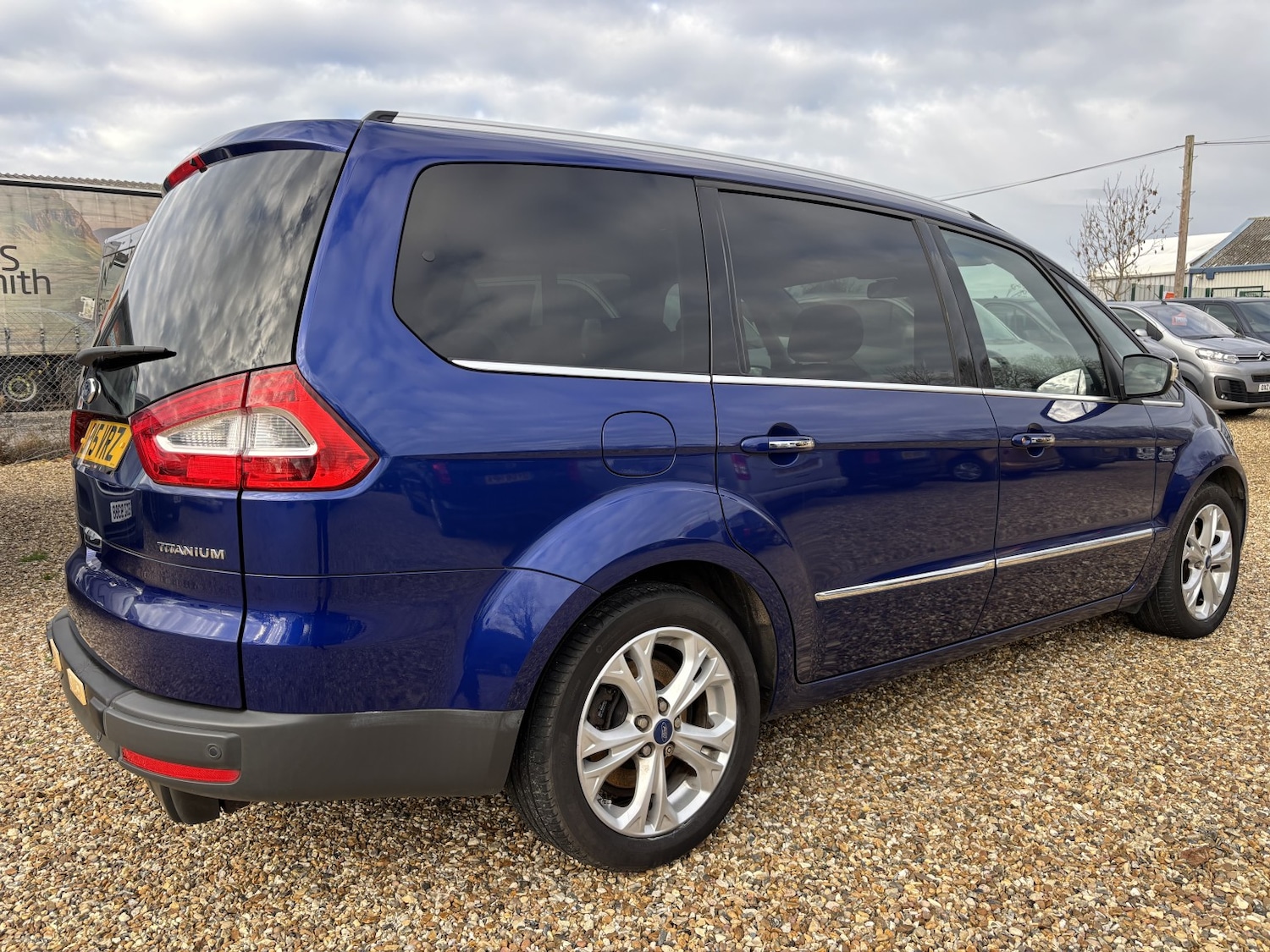 Used Ford Galaxy 2015 for sale - 76656143: Photo 3