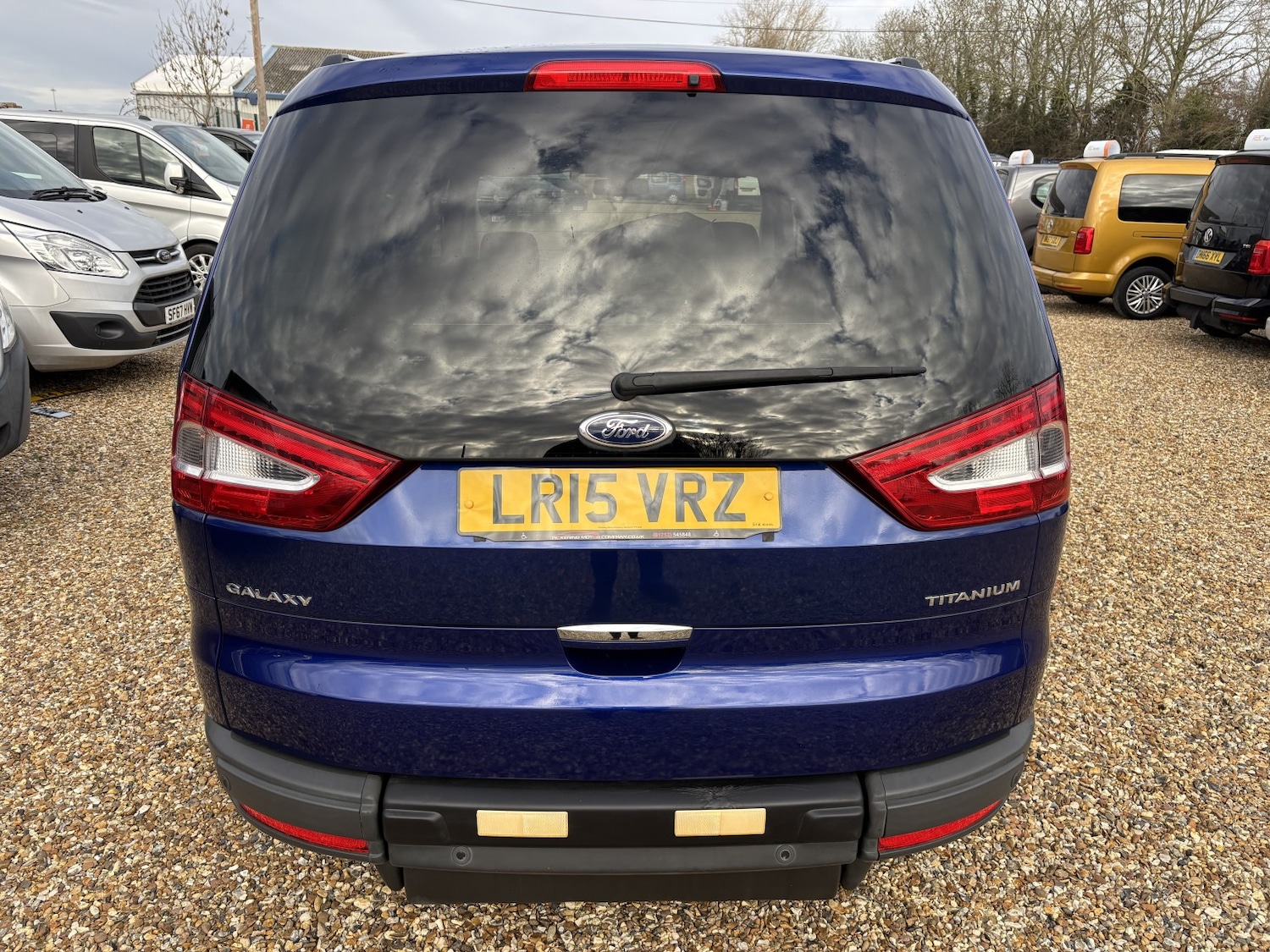 Used Ford Galaxy 2015 for sale - 76656143: Photo 4