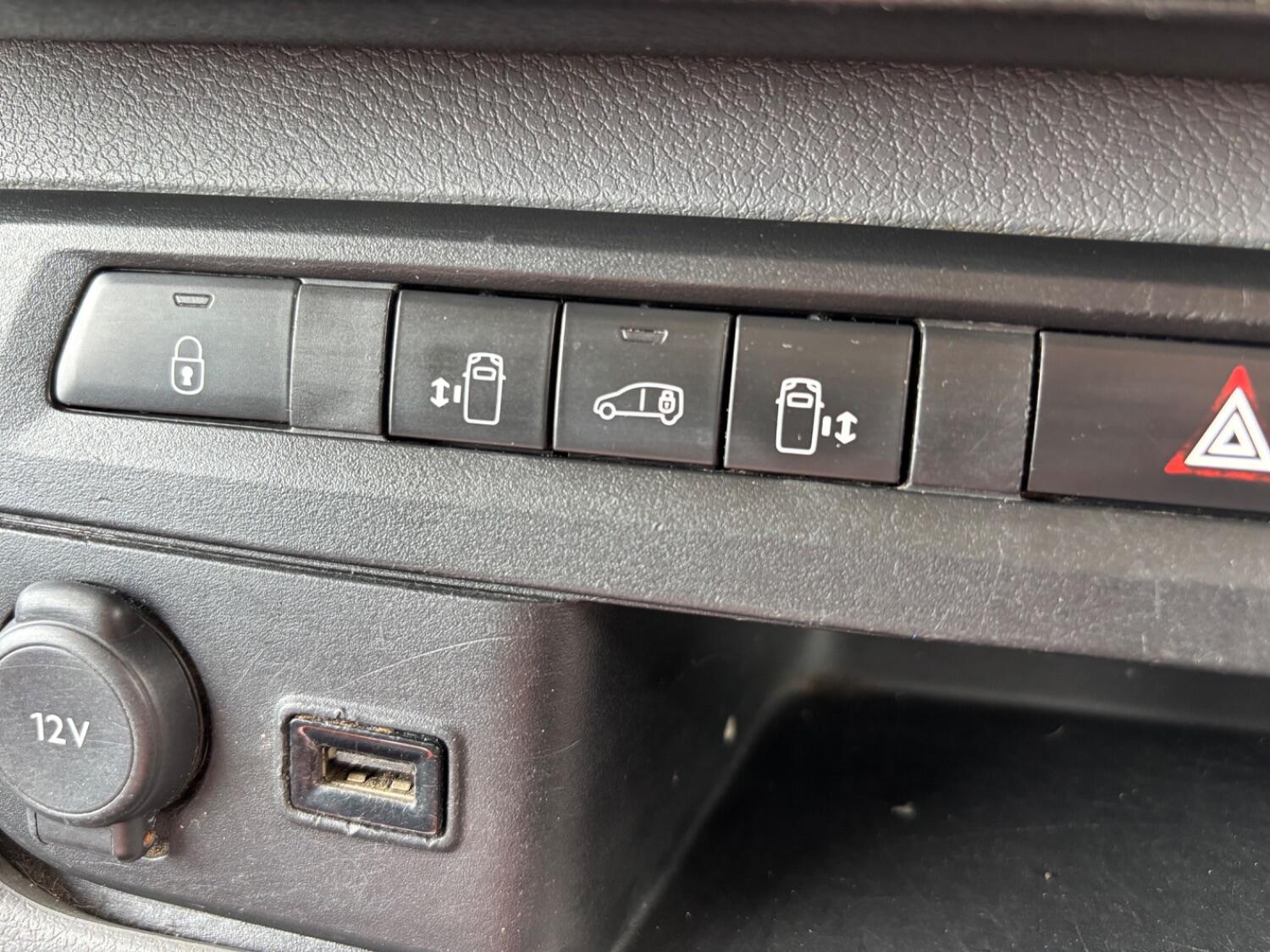 Used Peugeot Expert 2017 for sale - 77357258: Photo 17