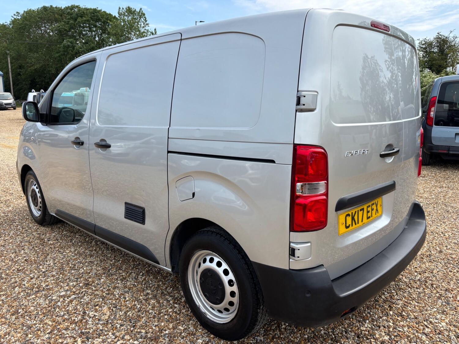 Used Peugeot Expert 2017 for sale - 77357258: Photo 5