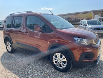 Used Peugeot Rifter 2021 for sale - 79379074: Photo