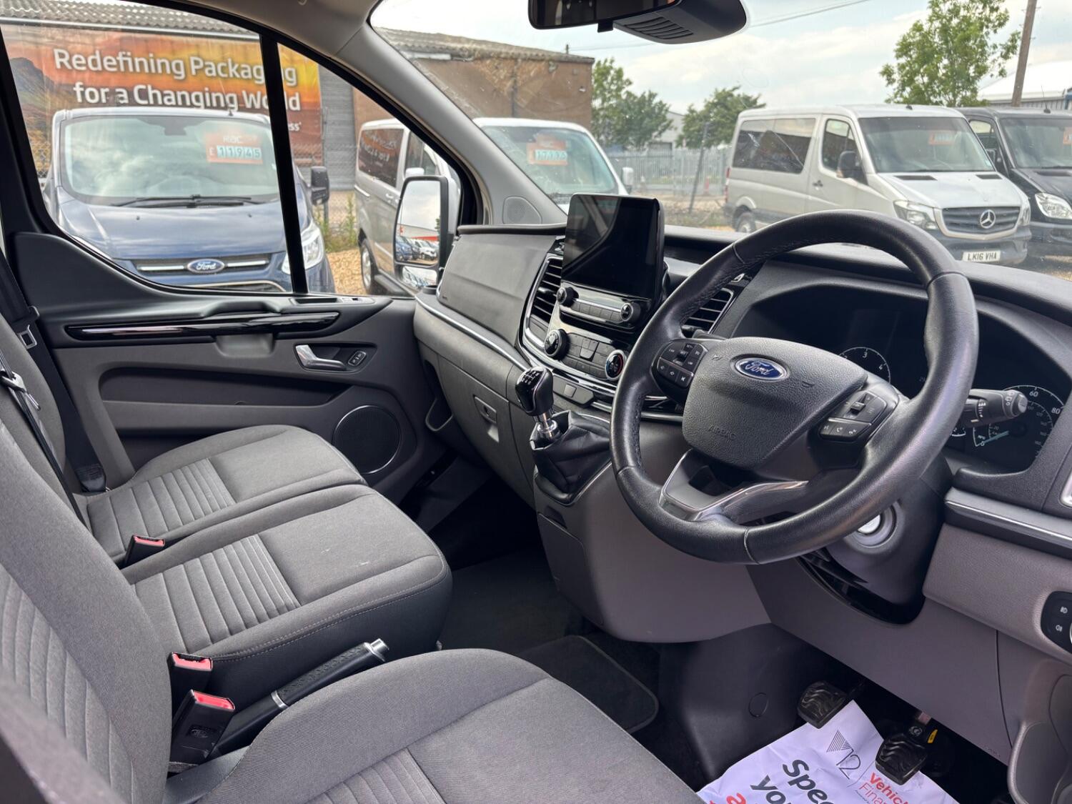 Used Ford Tourneo Custom 2019 for sale - 77314128: Photo 14