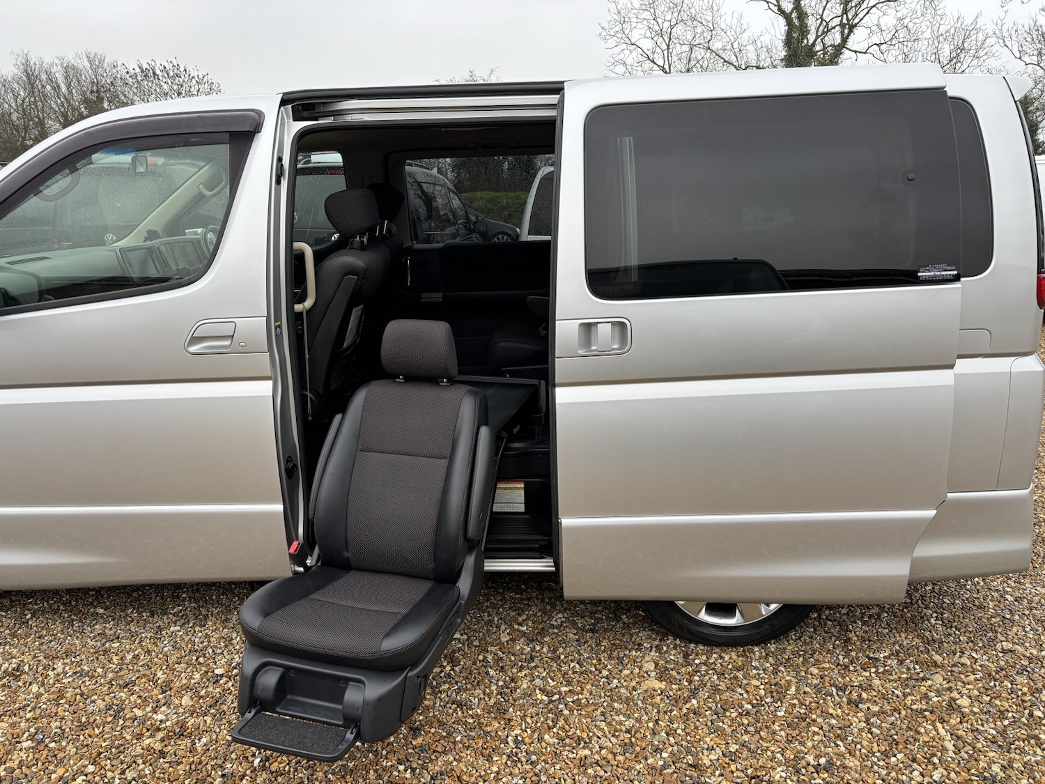 Used Nissan Elgrand 2021 for sale - 77423550: Photo 11