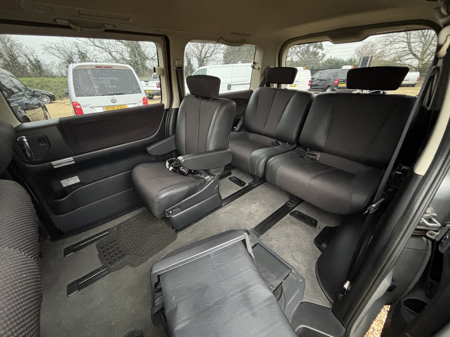 Used Nissan Elgrand 2021 for sale - 77423550: Photo 12